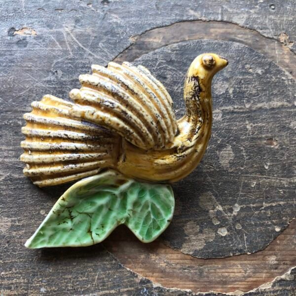 Pigeon Brooch - Arthur
